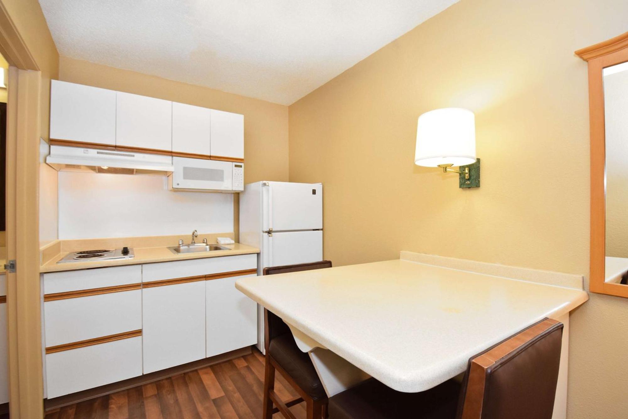 Extended Stay America Suites - San Antonio - Airport Buitenkant foto