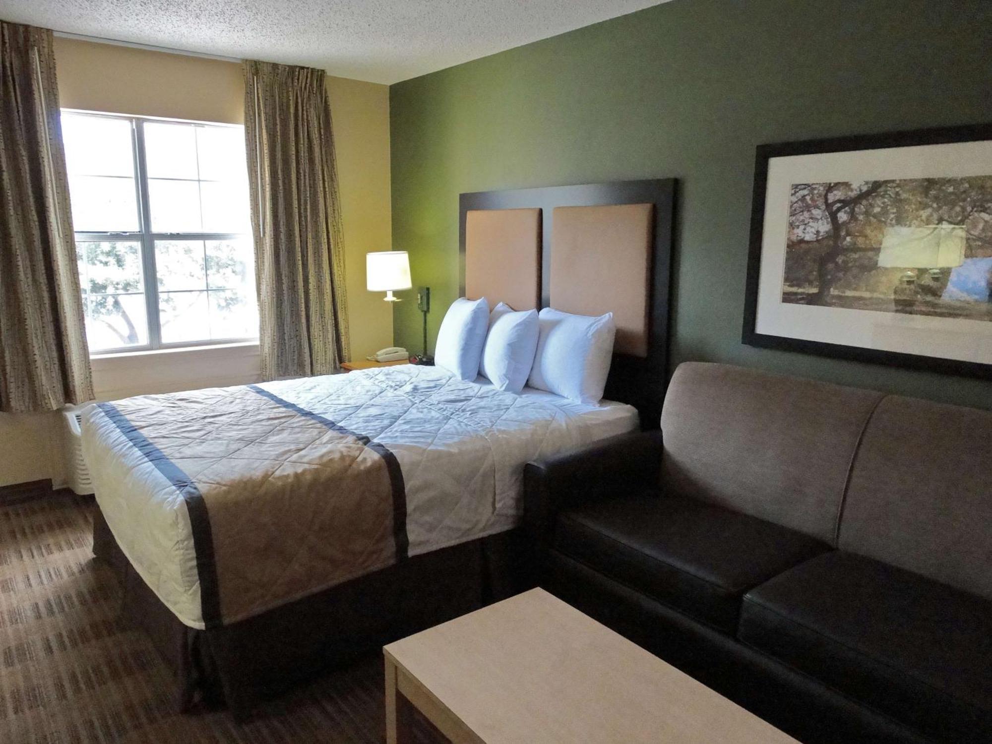 Extended Stay America Suites - San Antonio - Airport Buitenkant foto