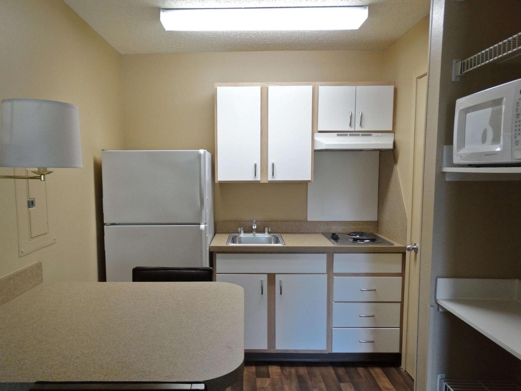 Extended Stay America Suites - San Antonio - Airport Buitenkant foto